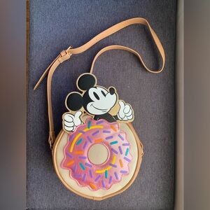 DISNEY Bioworld MICKEY MOUSE Sprinkle Donut Crossbody Bag Purse-HARD TO FIND NWT